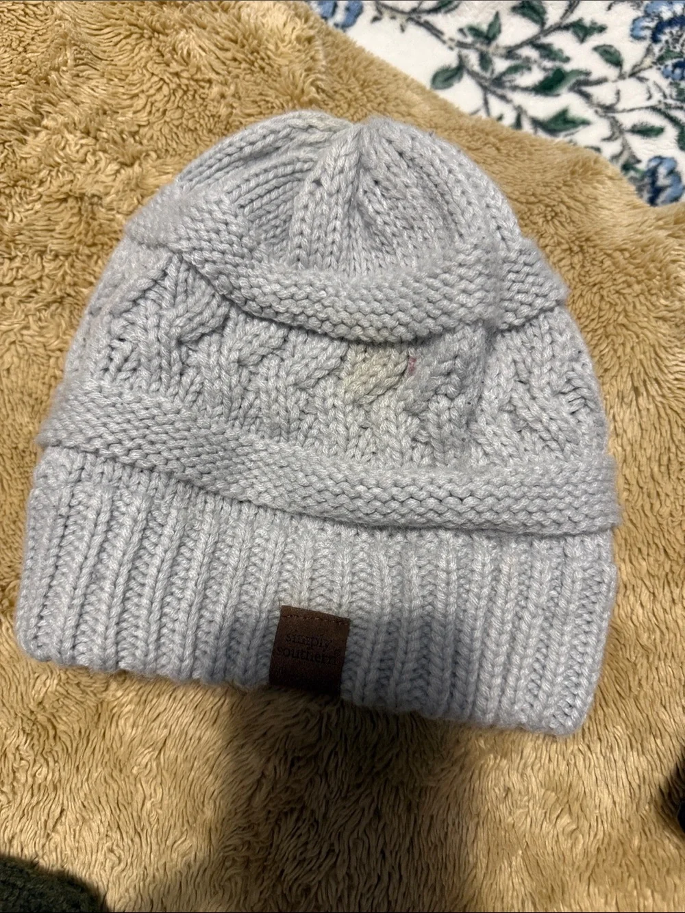 Kids Knit Beanie Hat - Light Gray